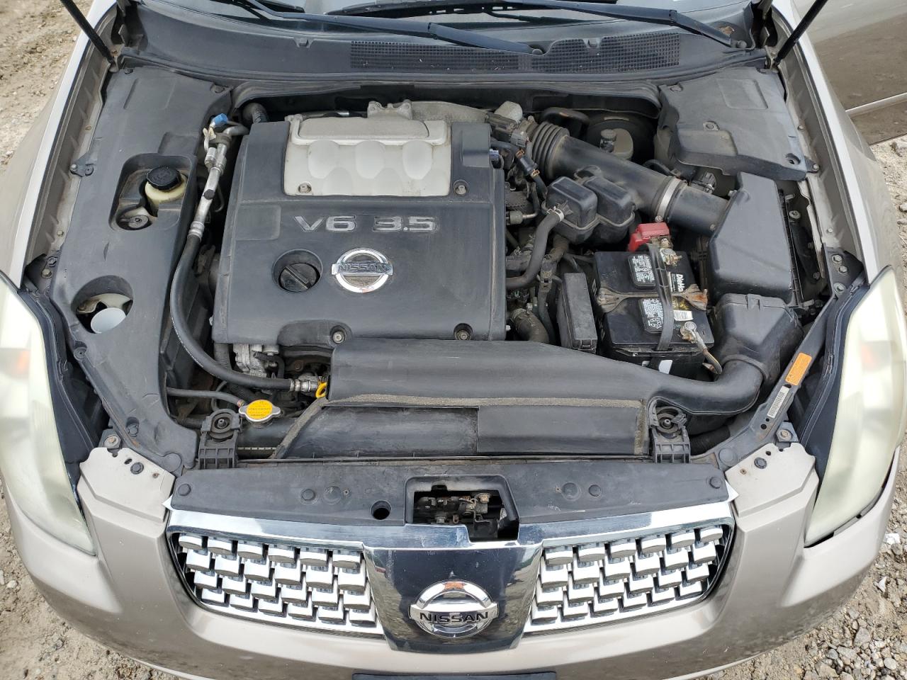 Lot #3240140126 2004 NISSAN MAXIMA SE