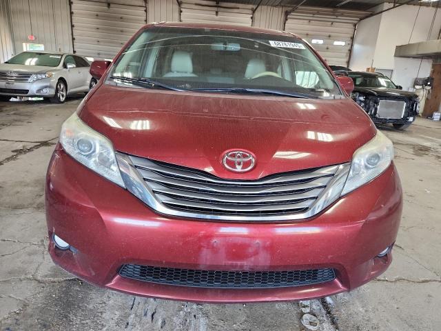 2013 TOYOTA SIENNA XLE - 5TDYK3DC8DS313836