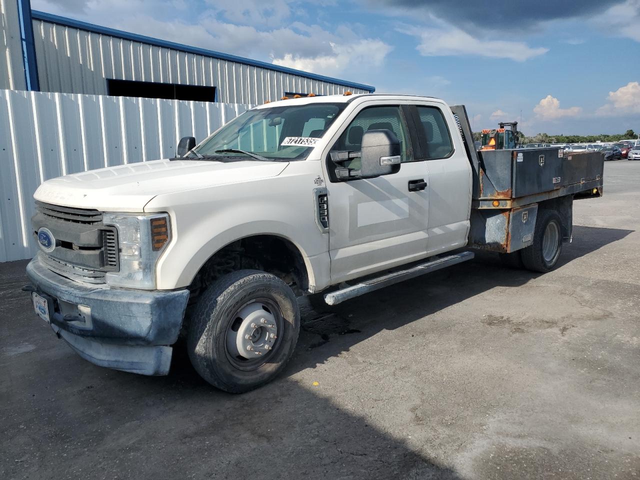 FORD F-350 SUPER DUTY