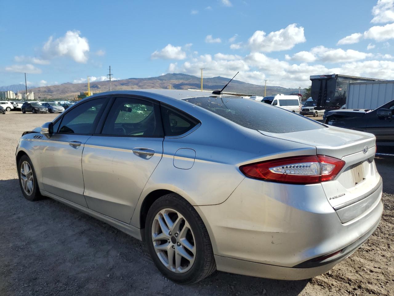 FORD FUSION SE