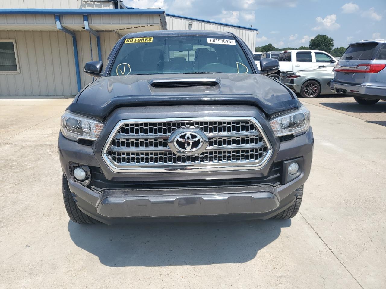 TOYOTA TACOMA DOUBLE CAB