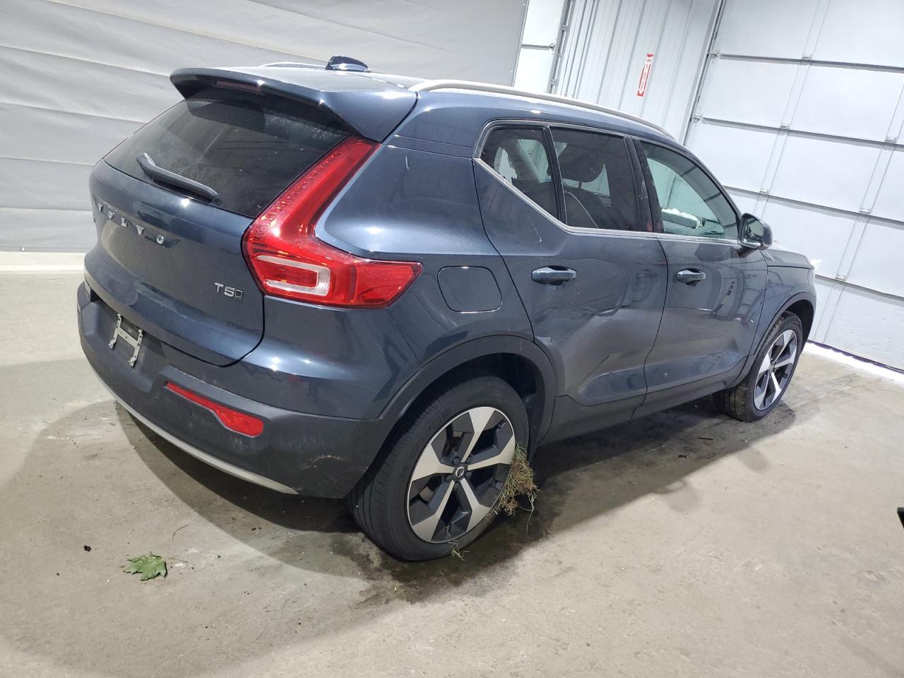 VOLVO XC40 T5 INSCRIPTION