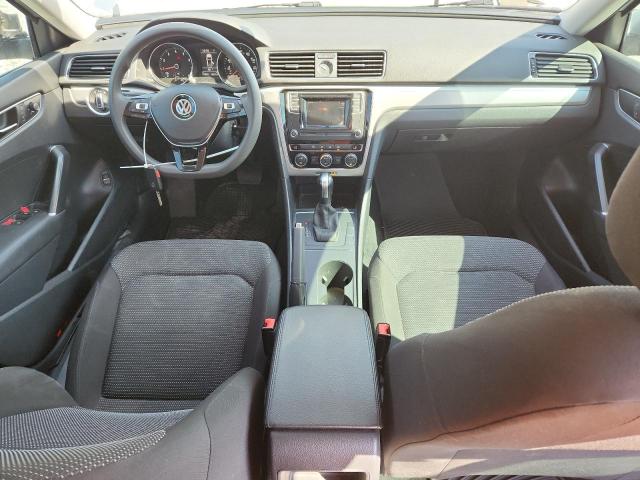 2017 VOLKSWAGEN PASSAT S 1VWAT7A35HC042880