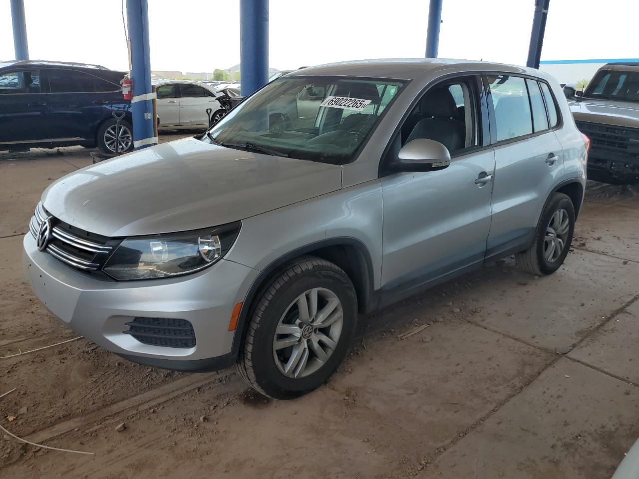 VOLKSWAGEN TIGUAN S