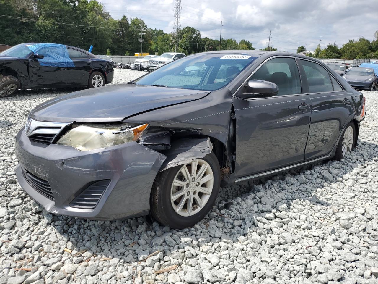 TOYOTA CAMRY BASE
