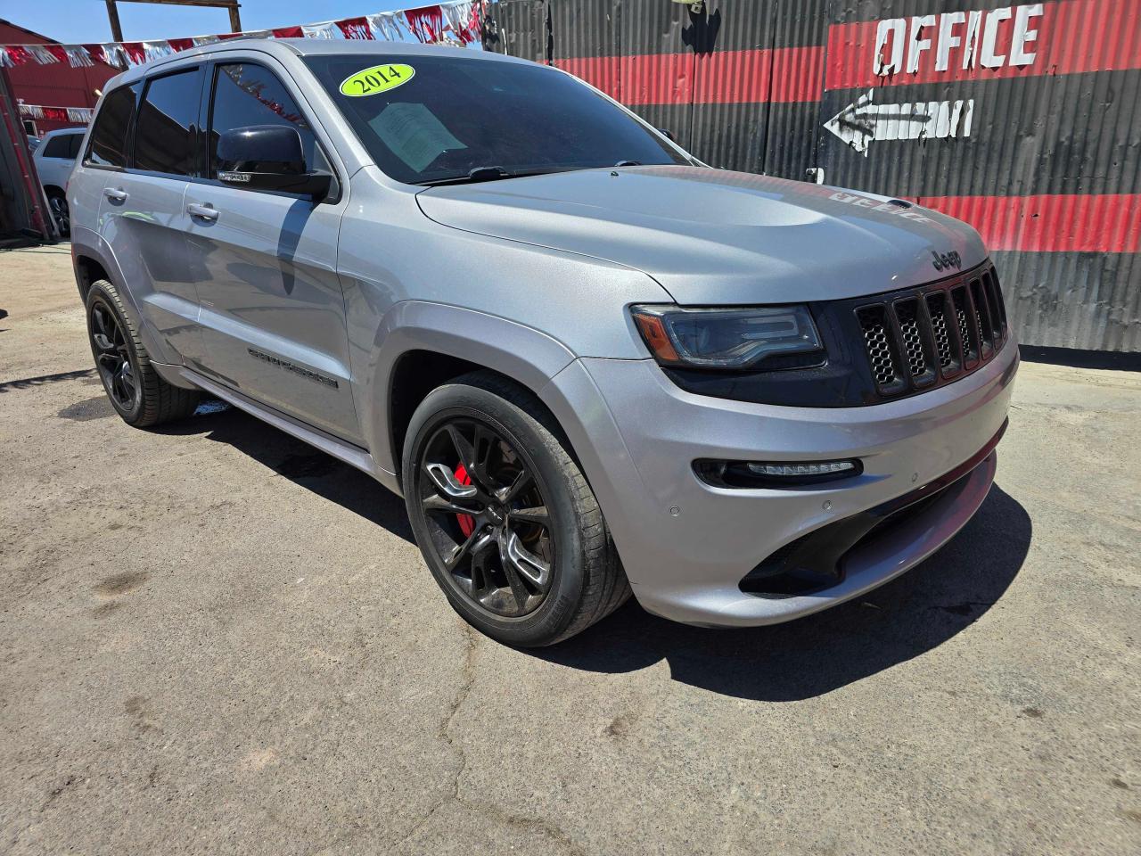 JEEP GRAND CHEROKEE SRT-8