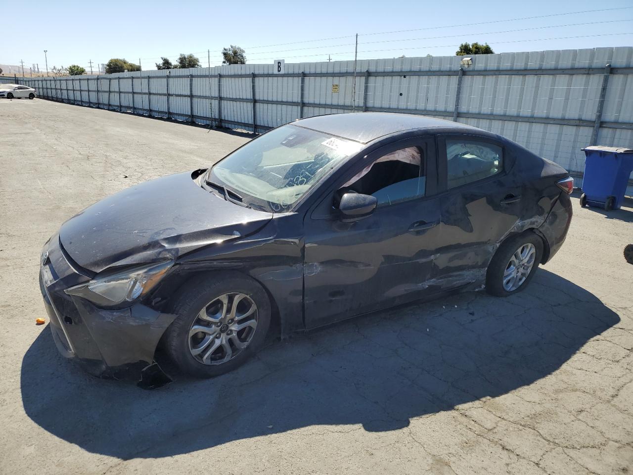 TOYOTA YARIS IA