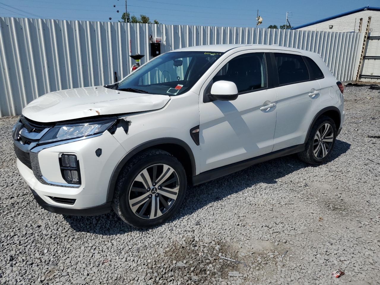MITSUBISHI OUTLANDER ES