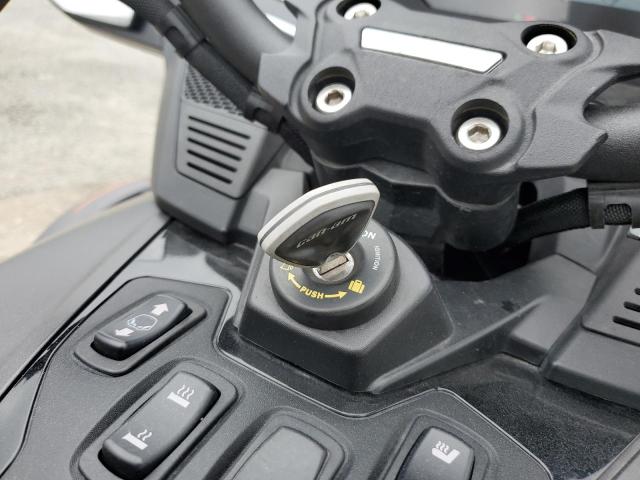 2022 CAN-AM SPYDER ROA 2BXNBDD29NV006290