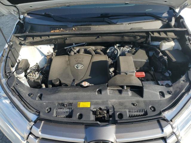 2018 TOYOTA HIGHLANDER 5TDJZRFH8JS888961