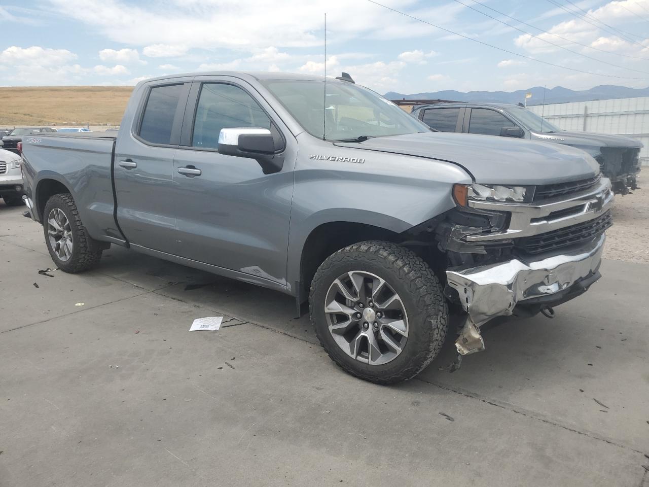 CHEVROLET SILVERADO K1500 LT