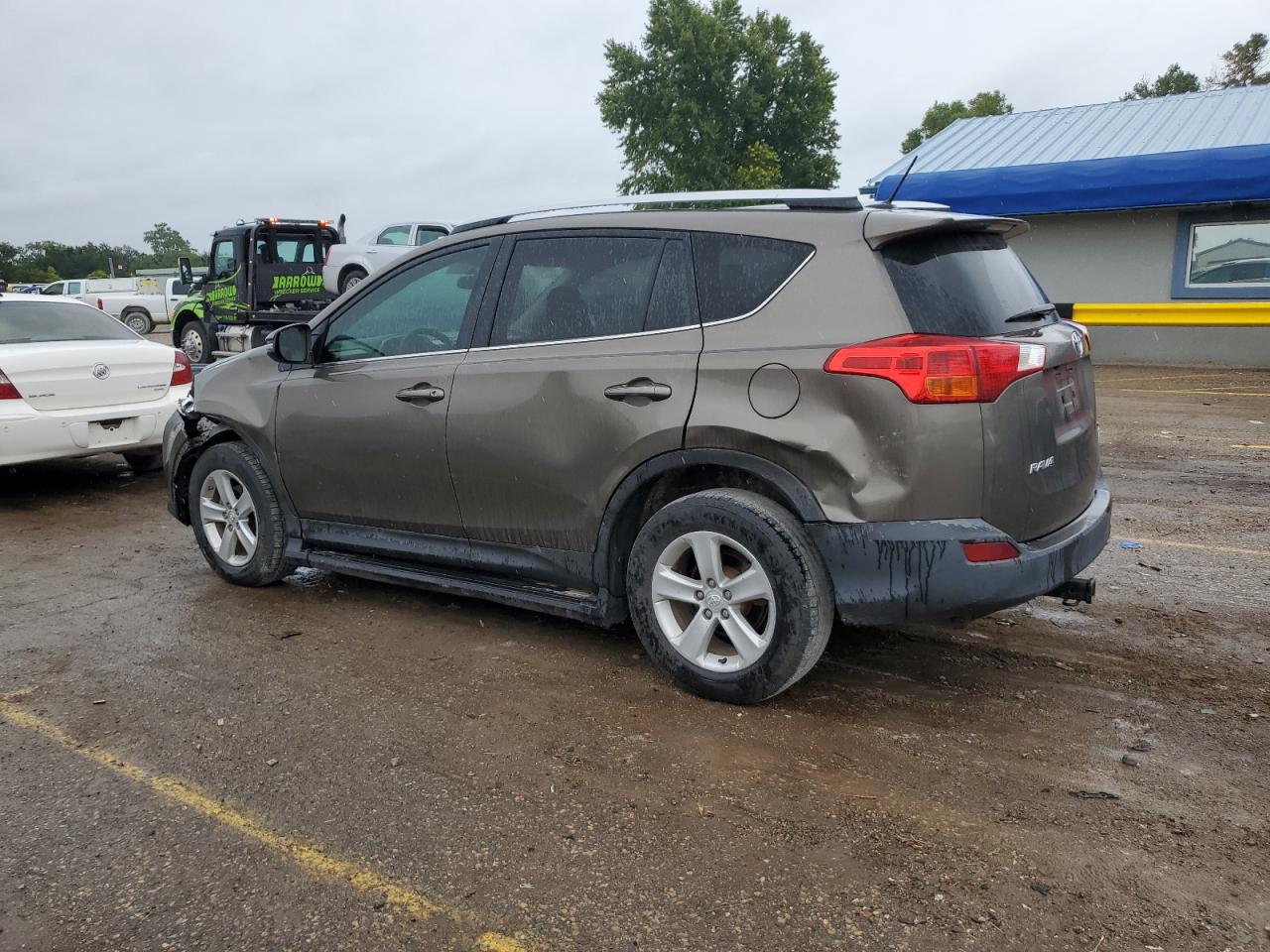 TOYOTA RAV4 XLE