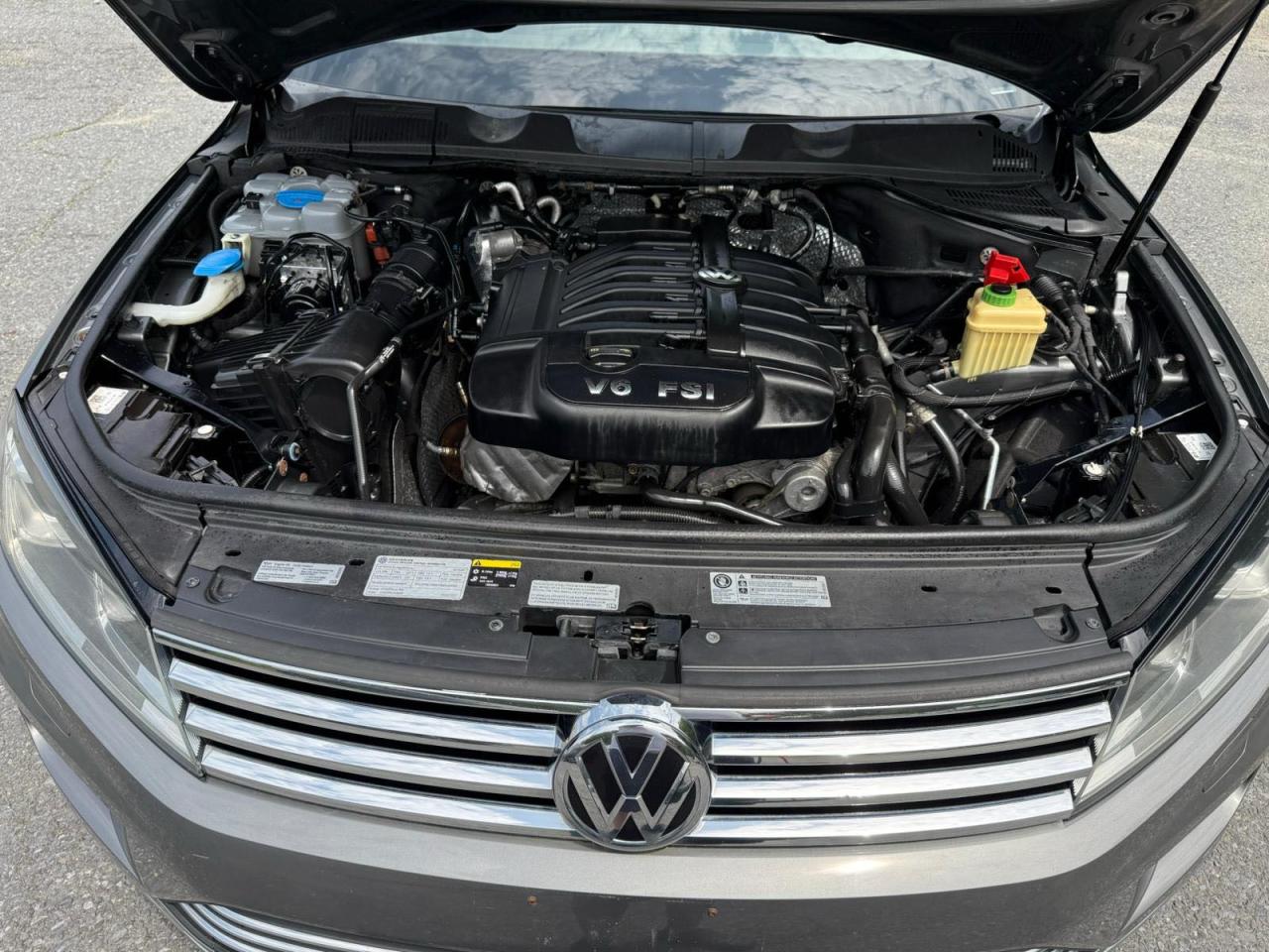 VOLKSWAGEN TOUAREG SPORT