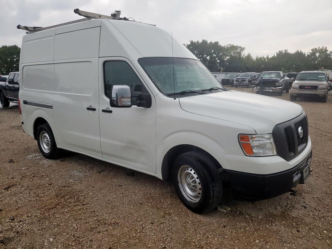 NISSAN NV2500 2500 S