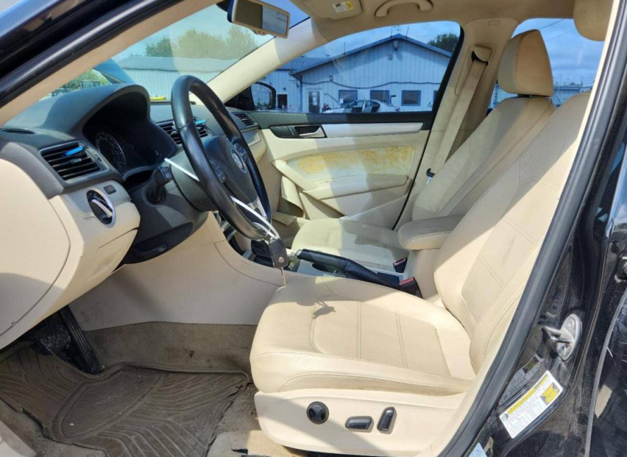 VOLKSWAGEN PASSAT SE