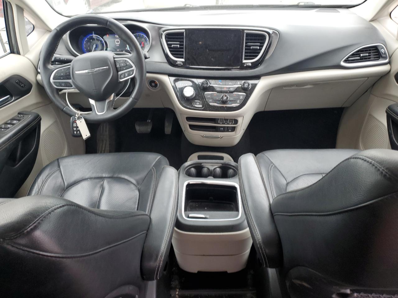 CHRYSLER PACIFICA TOURING L