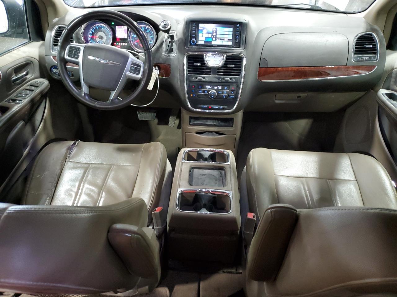 CHRYSLER TOWN & COUNTRY TOURING