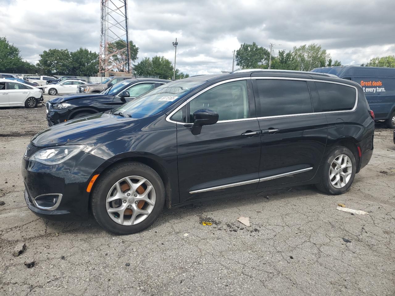 CHRYSLER PACIFICA TOURING L PLUS