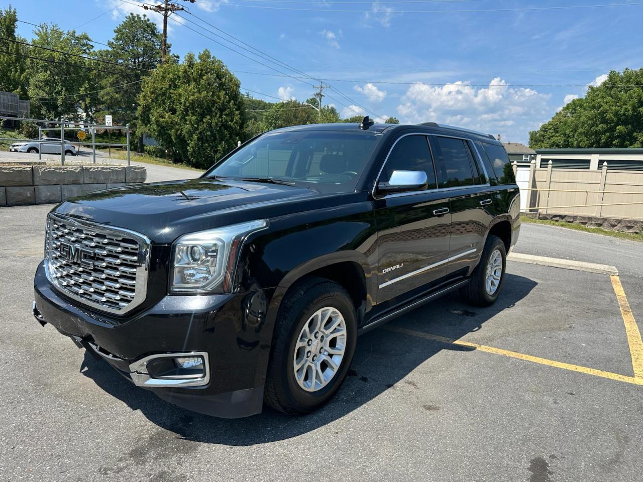 GMC YUKON DENALI