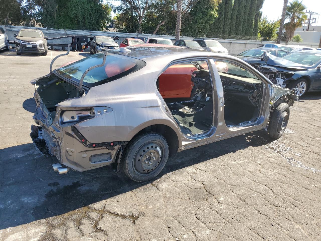 TOYOTA CAMRY SE NIGHT SHADE