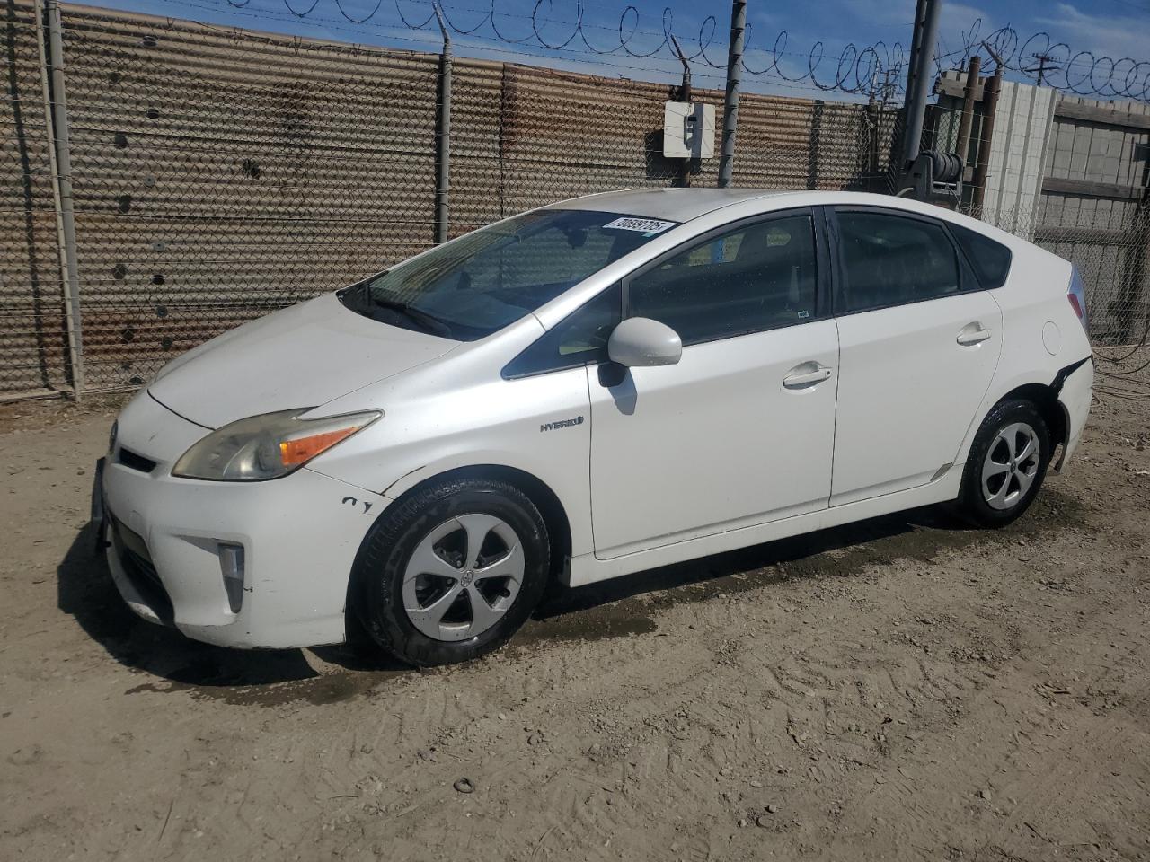 TOYOTA PRIUS