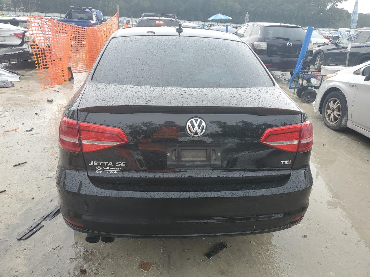 VOLKSWAGEN JETTA SE