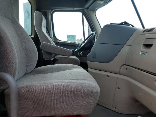 2016 FREIGHTLINER CASCADIA 1 #3220345686