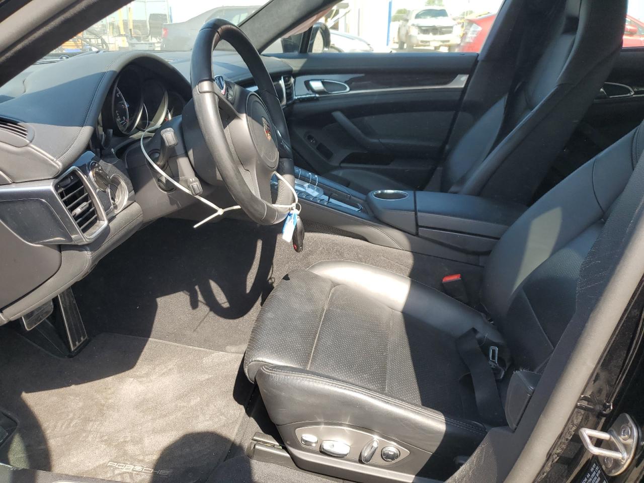 PORSCHE PANAMERA TURBO