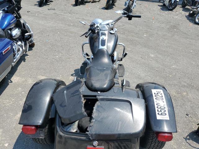 2016 HARLEY-DAVIDSON FLRT FREE 1HD1MCM14GB858243