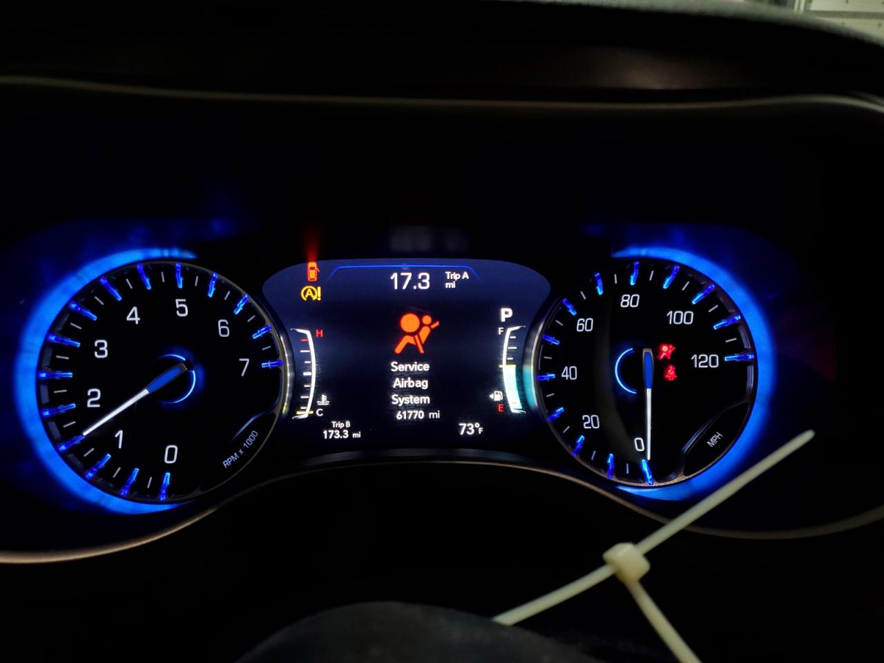 CHRYSLER PACIFICA TOURING L