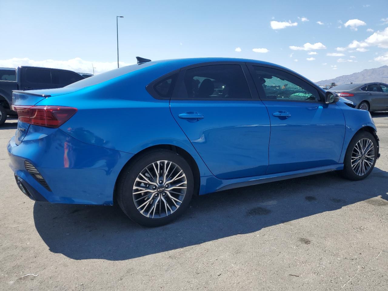 KIA FORTE GT LINE