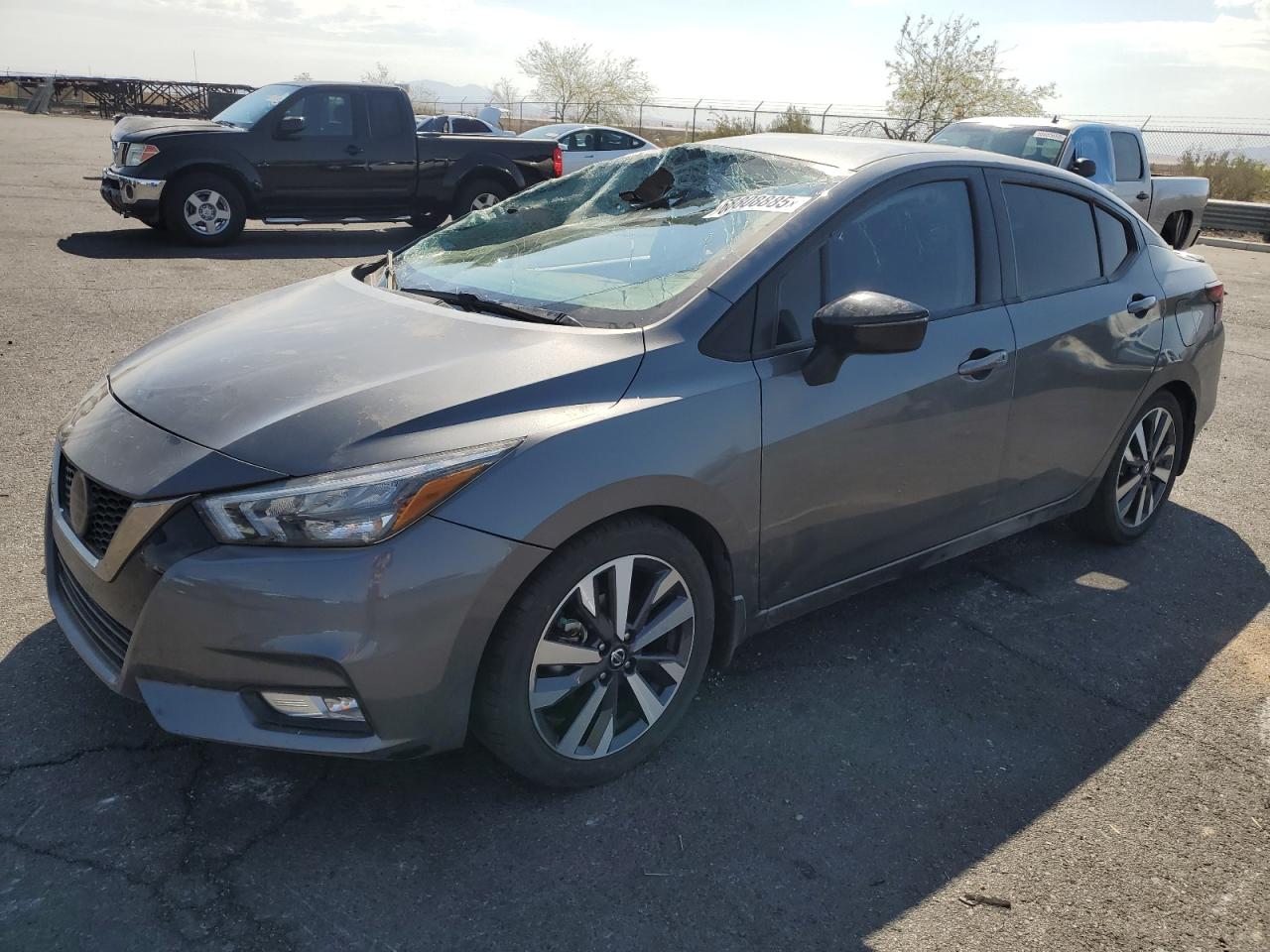 NISSAN VERSA SR