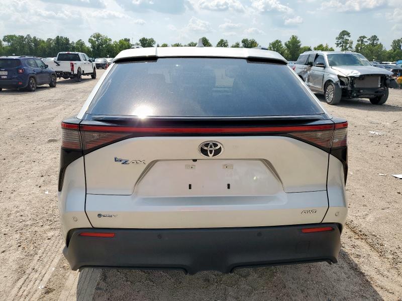 2024 TOYOTA BZ4X XLE JTMABACA4RA056975