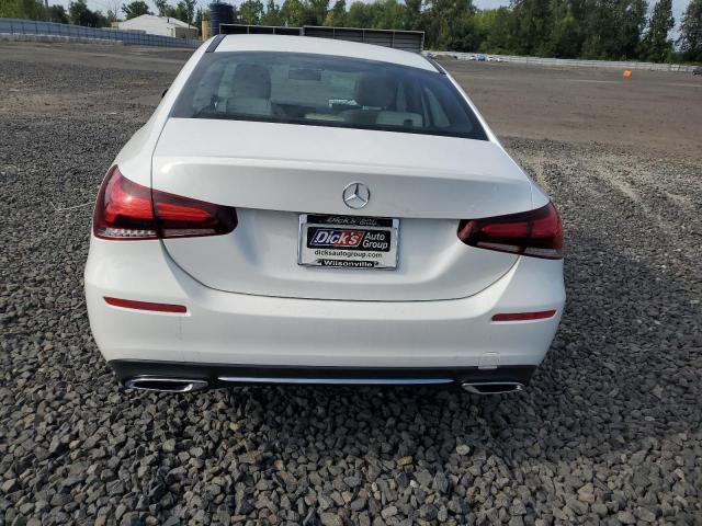 2019 MERCEDES-BENZ A 220 WDD3G4EB1KW025277