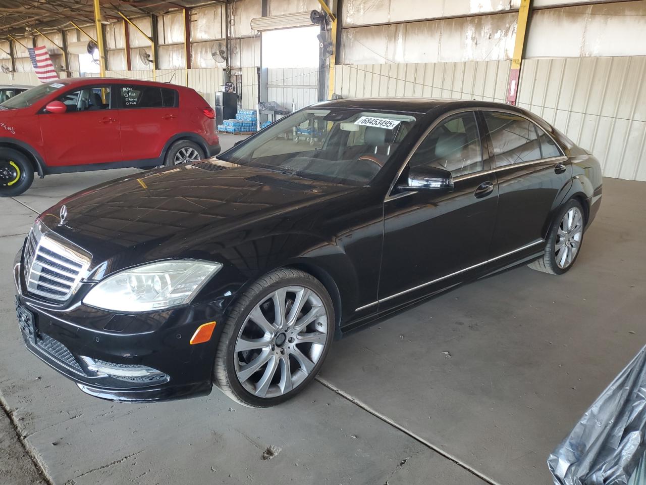 MERCEDES-BENZ S-CLASS 550