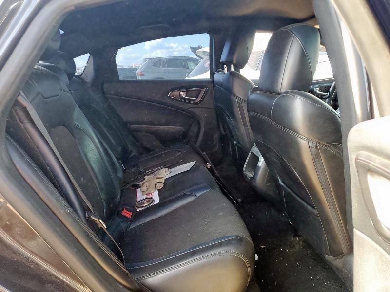 2015 CHRYSLER 200 S 1C3CCCBB0FN721553