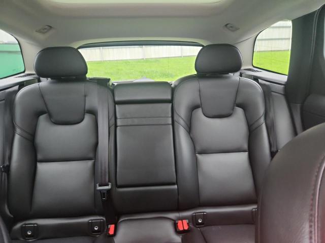2019 VOLVO XC60 T5 LYV102RK8KB283385