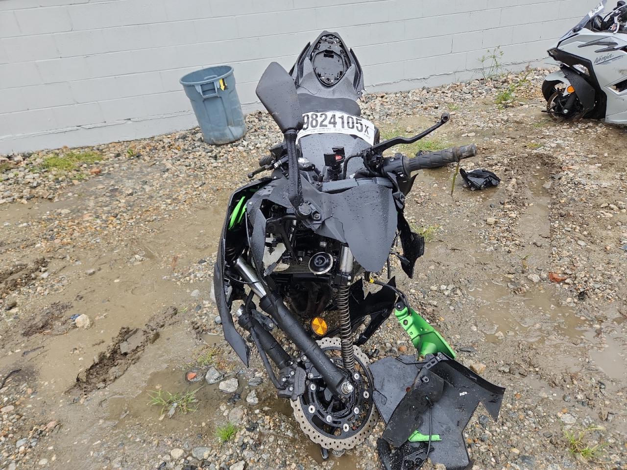 Lot #3292555699 2023 KAWASAKI EX400