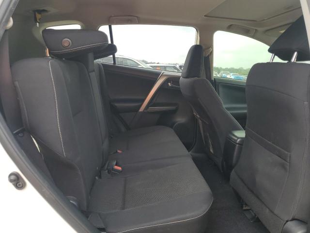 2016 TOYOTA RAV4 XLE - JTMWFREV3GJ069917