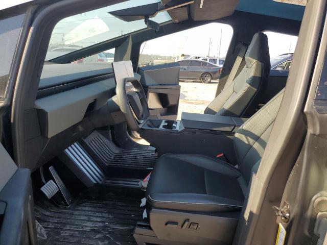 2024 TESLA CYBERTRUCK 7G2CEHED2RA037813