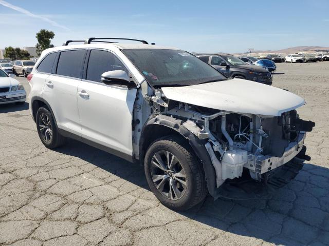 2019 TOYOTA HIGHLANDER LE 5TDZZRFH9KS328337