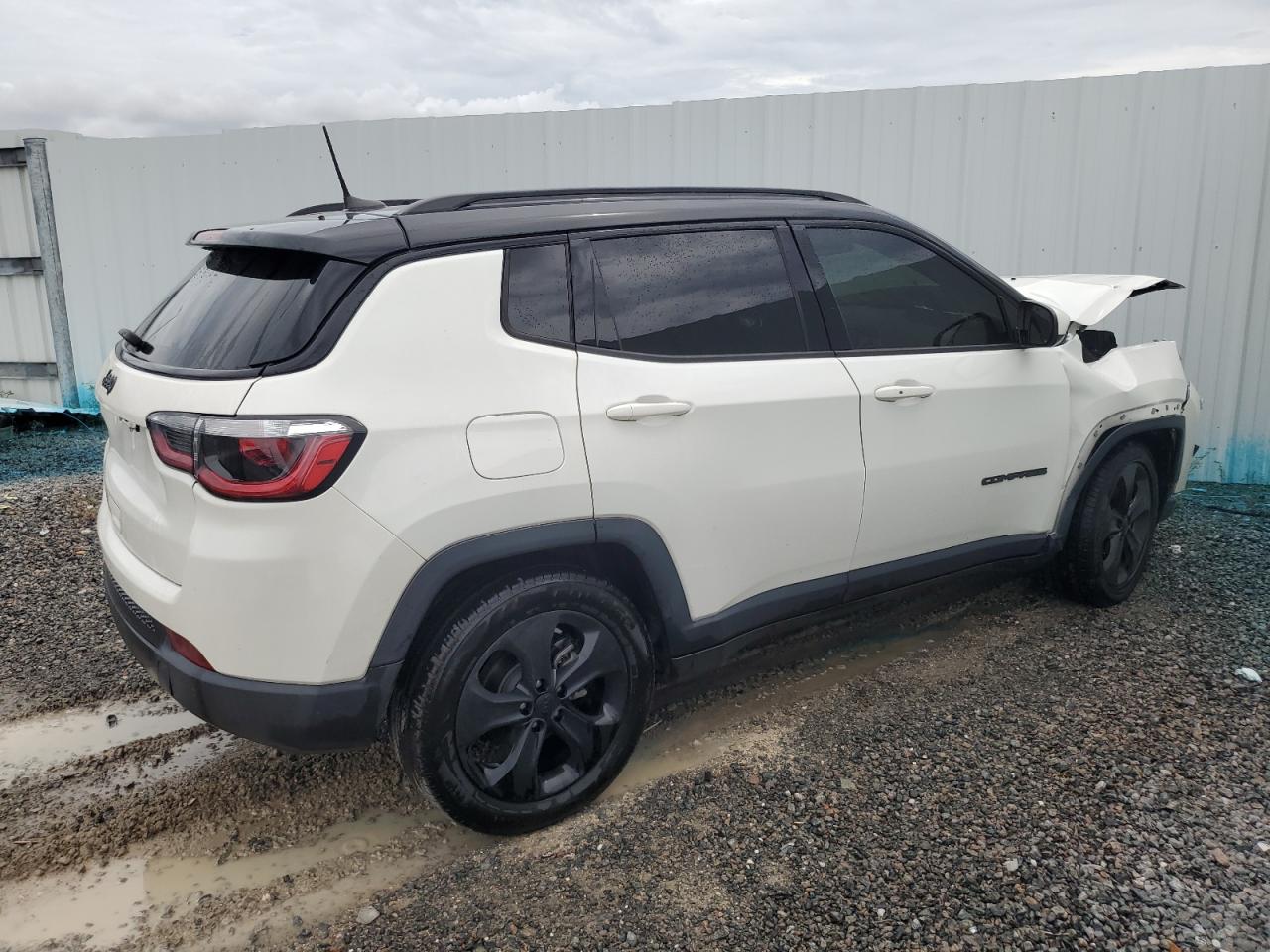 Lot #3312273773 2019 JEEP COMPASS LA