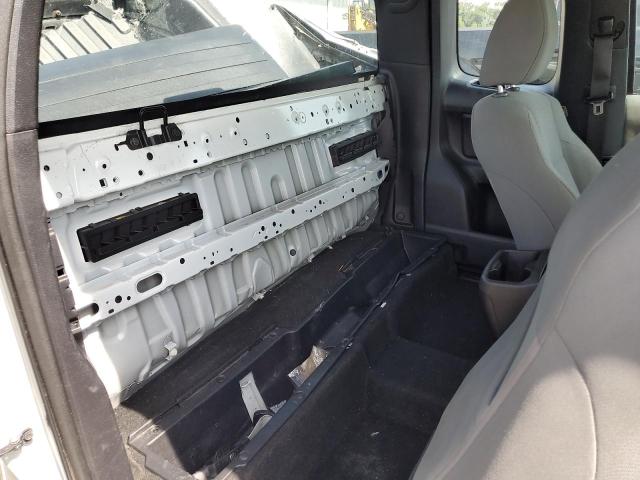 2016 TOYOTA TACOMA 5TFRX5GN8GX058425