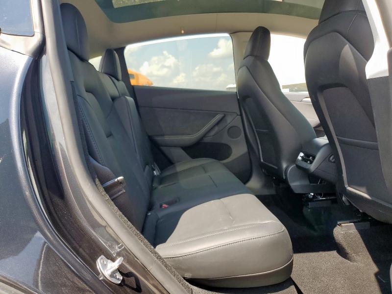 2024 TESLA MODEL Y 7SAYGDEE6RA303678