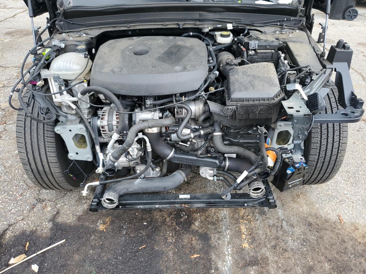 VOLVO XC40 T5 R-DESIGN