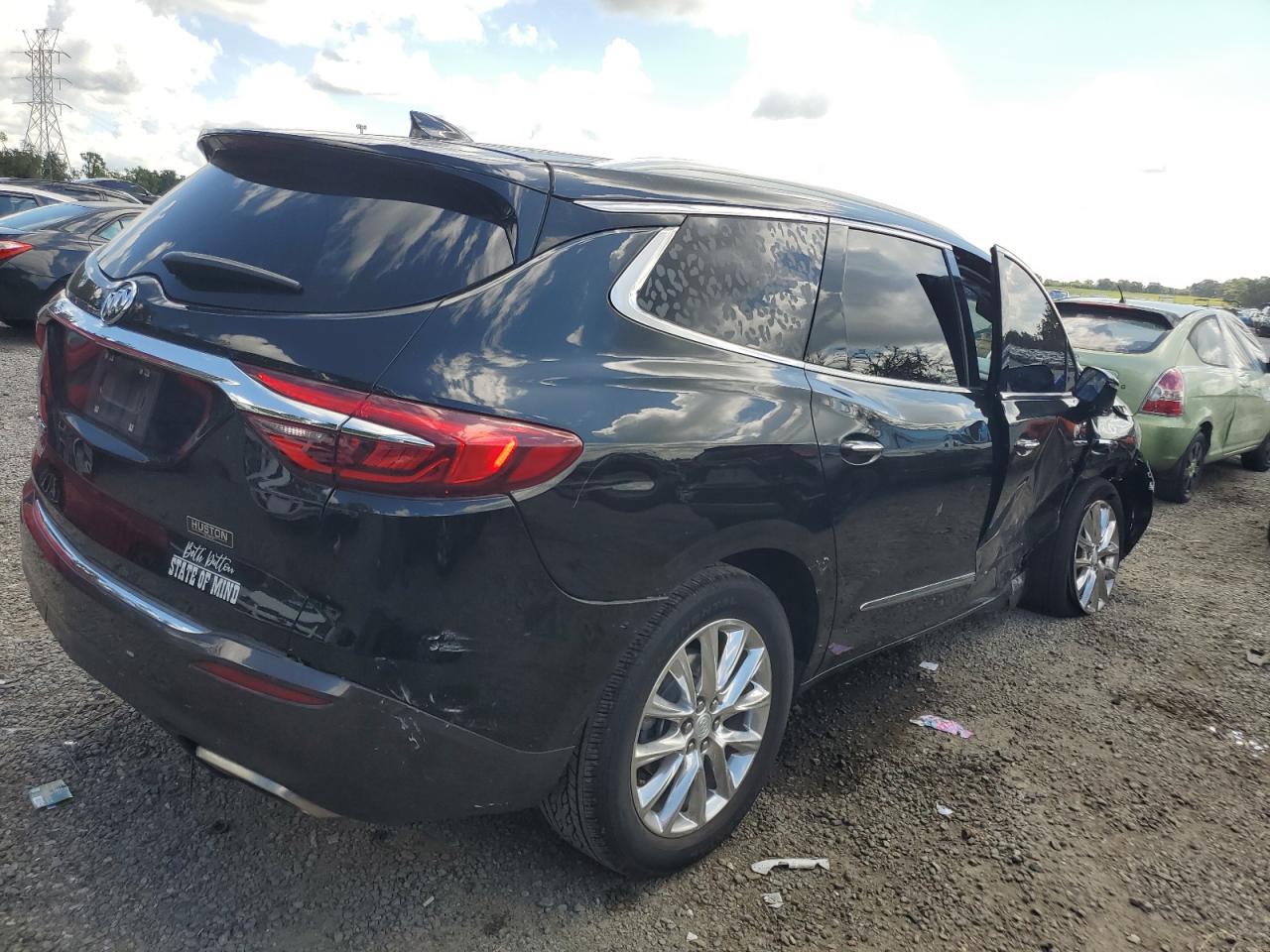 BUICK ENCLAVE ESSENCE