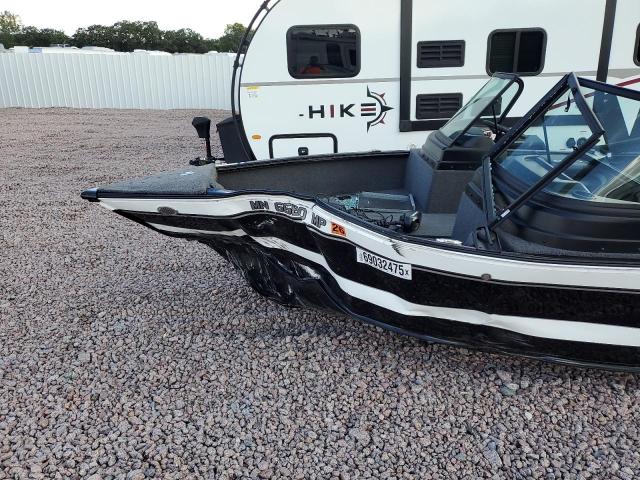 2024 LUND BOAT #3305322304