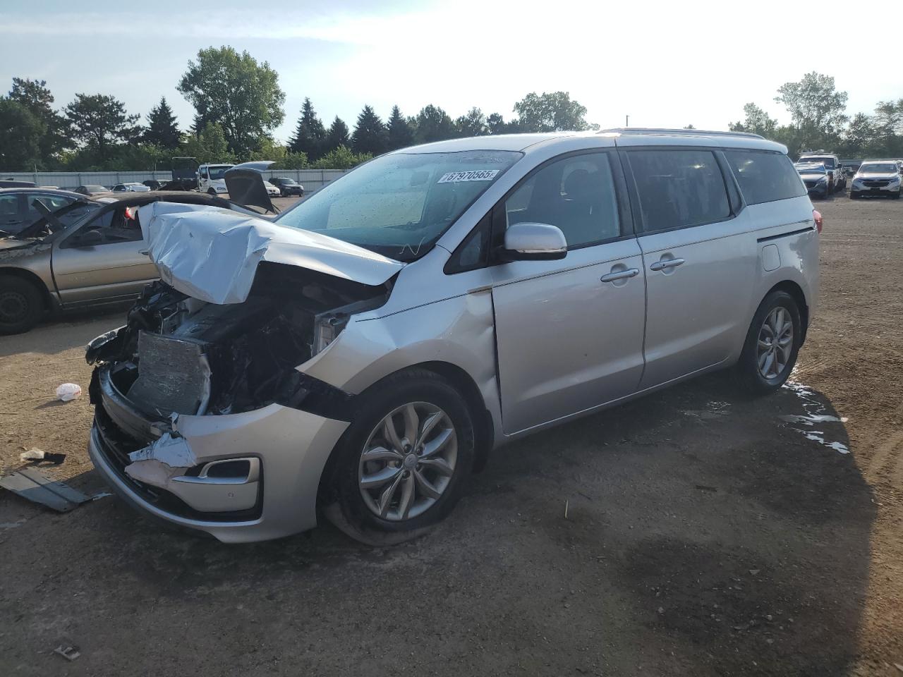 Lot #3284112534 2019 KIA SEDONA LX