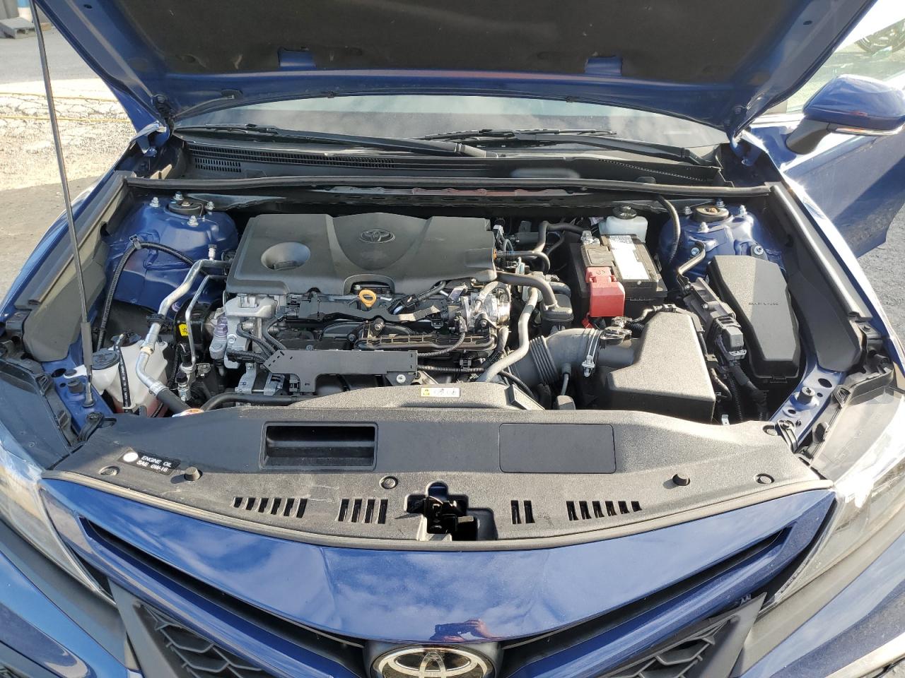 TOYOTA CAMRY SE NIGHT SHADE