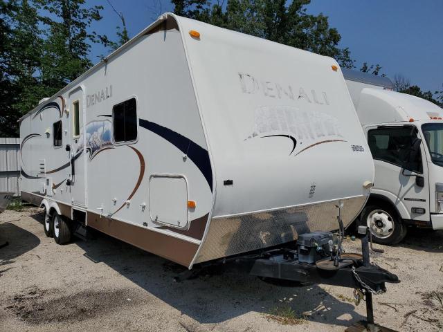 DUTCHMEN DENALI TRAVEL TRAILERS 2009 white   47CTD1R259P622513 photo #1